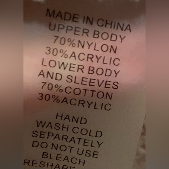 Pink pullover sweater Vince Camuto. Long sleeve top is fuzzy eyelash pink M
C - Picture 4 of 7